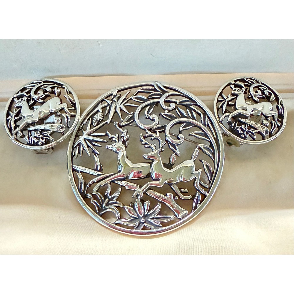 Sarah Coventry Brooch Earring Set Silver Tone Reindeer Christmas Vintage